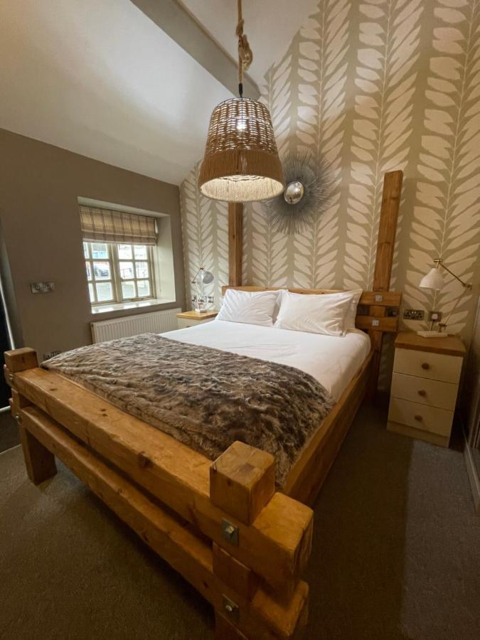 The Wheatsheaf Отель 4*