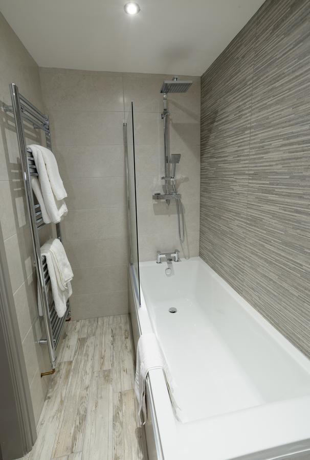 The Wheatsheaf Отель 4*